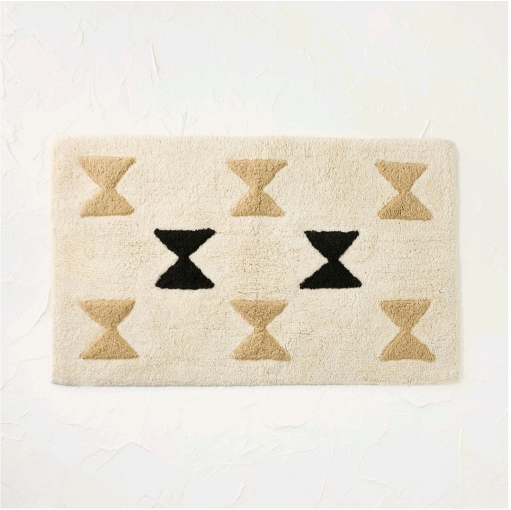 Opalhouse designed with Jungalow 18"x30" Novelty Bath Rug Black/White